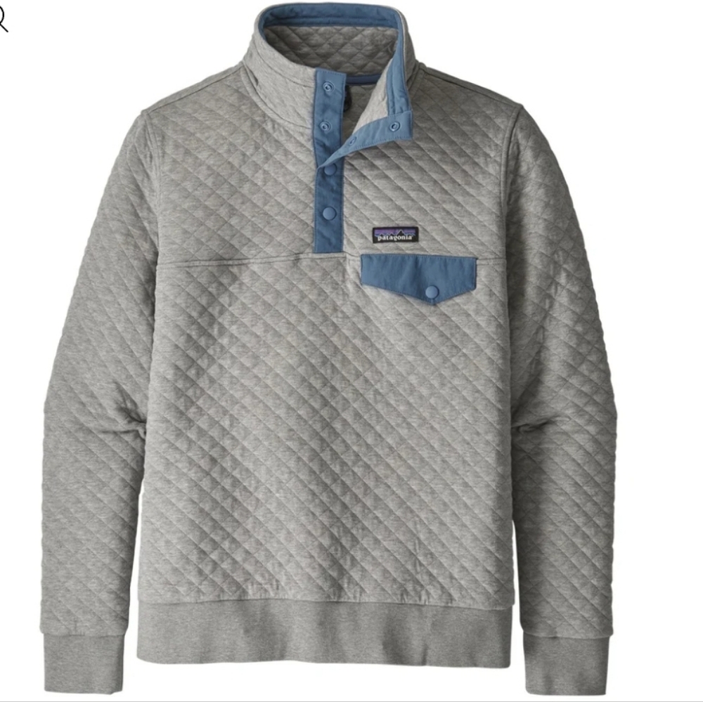 Patagonia Women's Organic Cotton Quilt Snap-T Pullover in a grey color with blue